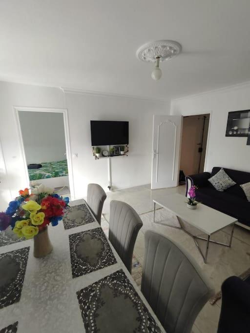 Appartement T4 スヴラン エクステリア 写真